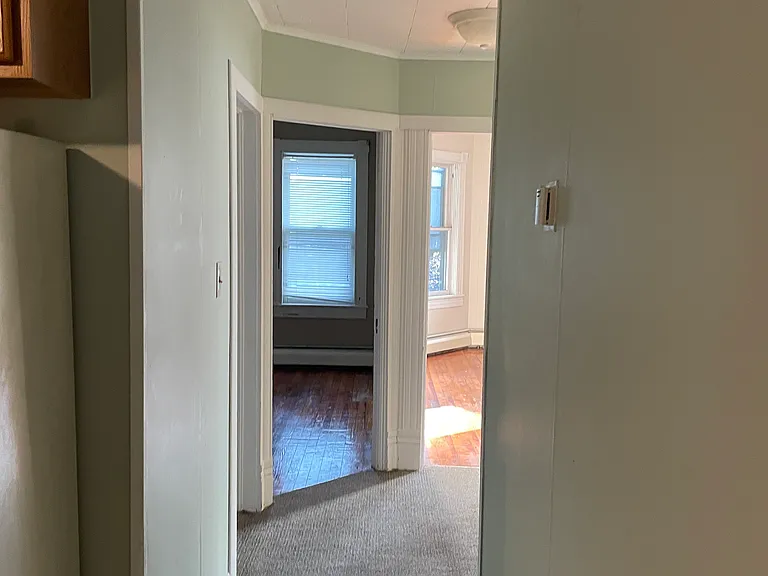 704 Market St #B — Photo 6