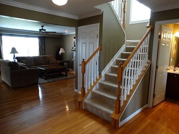 3rd image of 1765 Waverly Dr