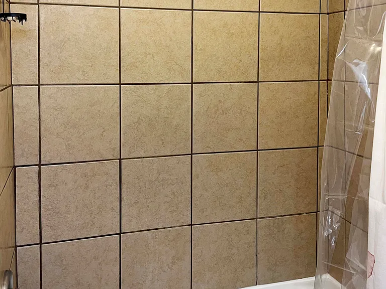 611 Hickory St — Photo 24