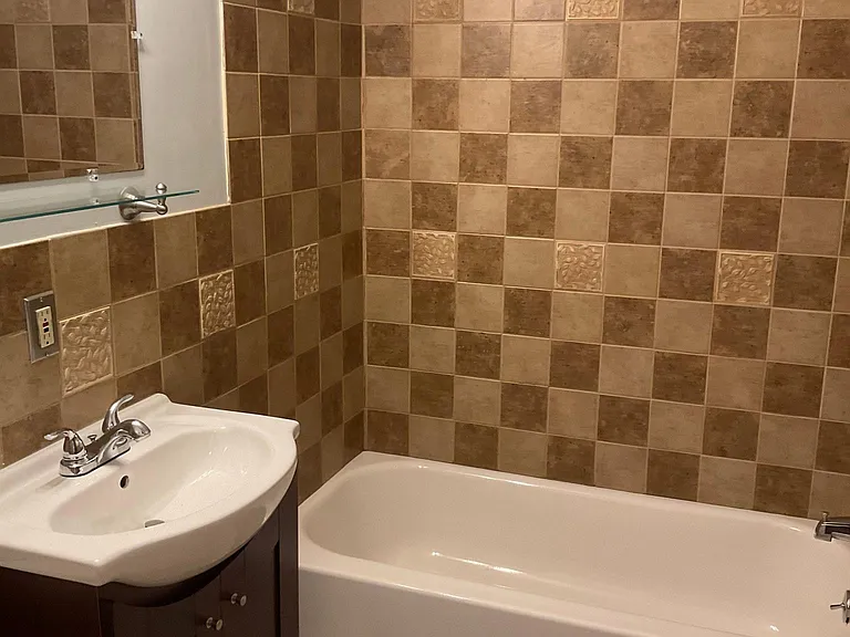 309 Market St #2R — Photo 10