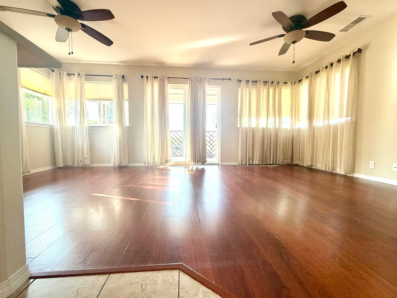 4 bed, 1680 sqft, $5,000 — Photo 3