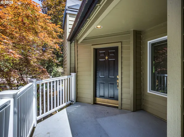 5057 Foothills Dr Unit G, Lake Oswego, OR 97034