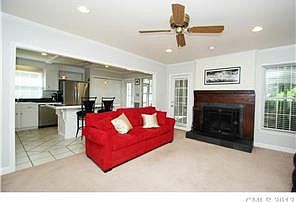 4th image of 141 Sunnywood Ln