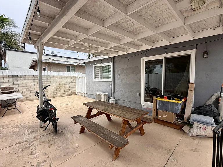 3359 Roosevelt St — Photo 17