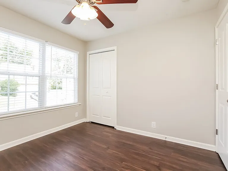 8632 Lawson Dr — Photo 13