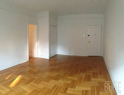 Rented by Brooklyn Heights Real Estate Inc | media 27
