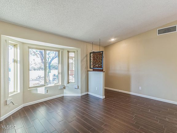 4th image of 10153 E Calle Del Este