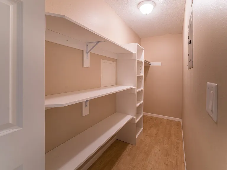 Carriage House Senior Apartments — Photo 6