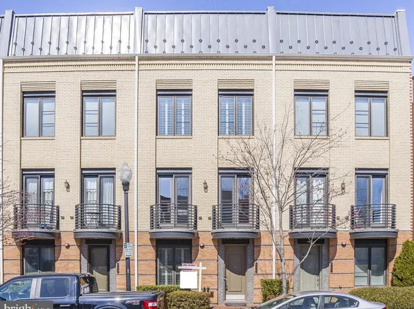 714 E Howell Ave, Alexandria, VA 22301