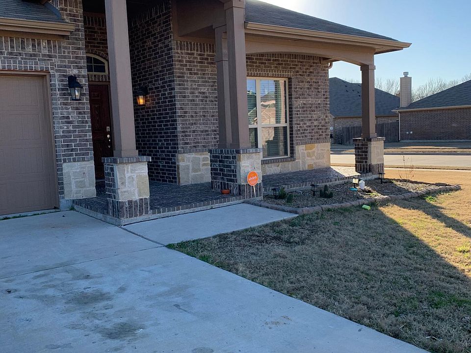1st image of 1244 Glen Ct