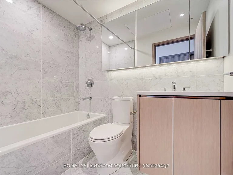 95 McMahon Dr #2710 — Photo 13