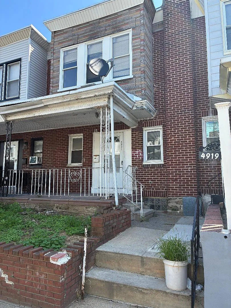 3 bed, 1066 sqft, $1,500 — Photo 1