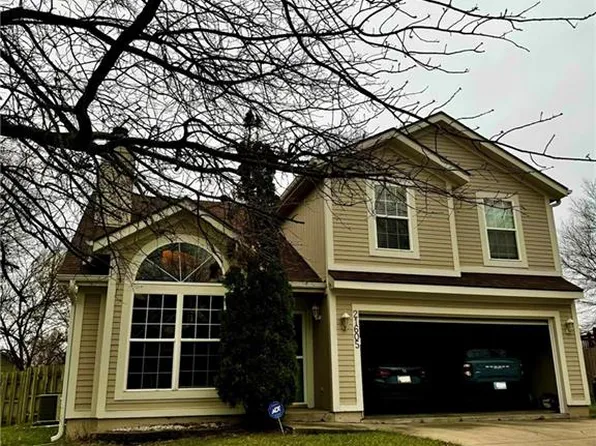 21605 W 50th Ter, Shawnee, KS 66226