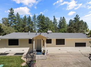 90 Pinecrest Dr, Applegate, CA 95703