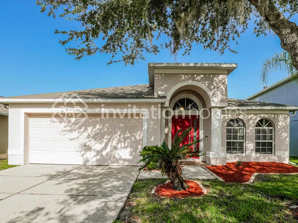 7511 Tower Bridge Dr, Wesley Chapel, FL 33545