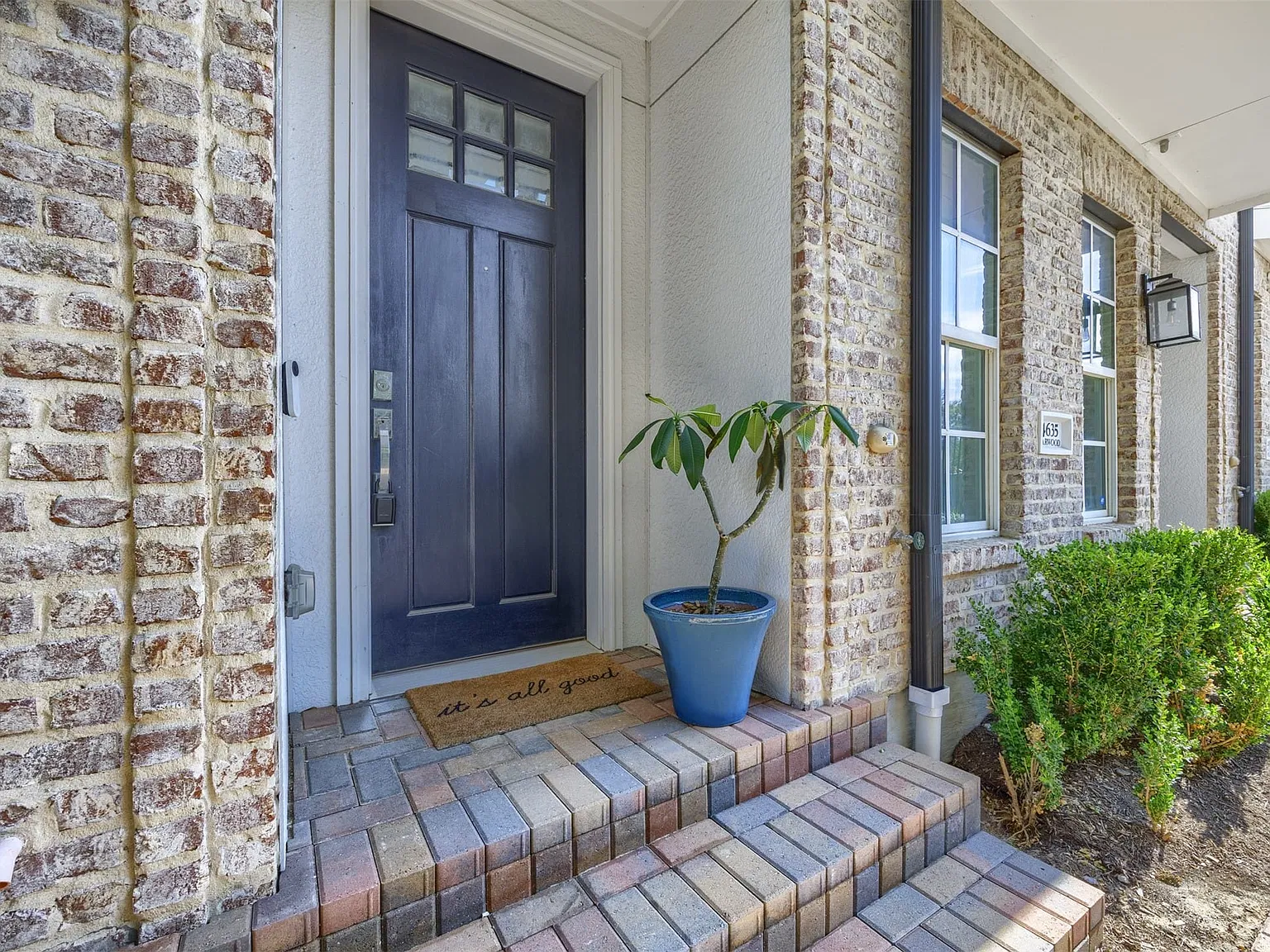 2 bed, 2.5 bath, 1480 sqft, $2,949 — Photo 2