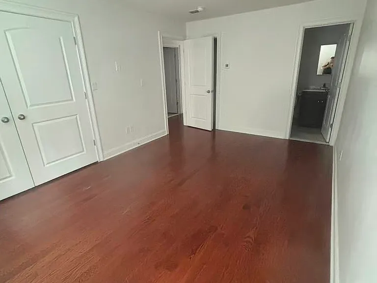 89 Berkshire Ln #2F — Photo 5