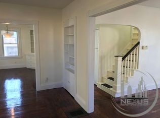 172 Massachusetts Ave, Providence, RI 02905