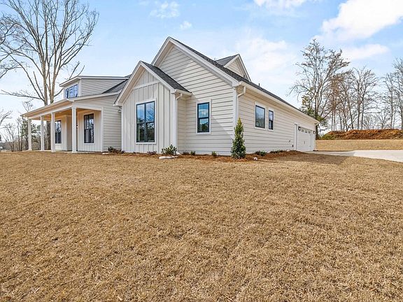 3rd image of 669 Seagull Ln