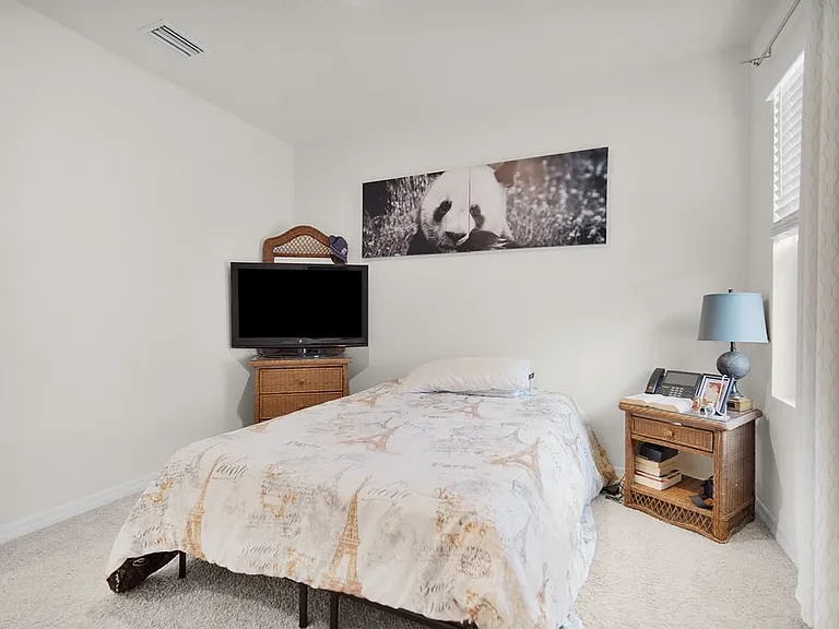 1749 Southfork Dr — Photo 18