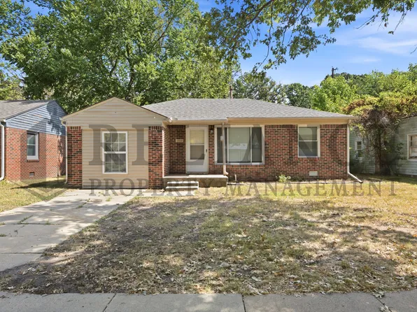 1752 N Old Manor Rd, Wichita, KS 67208