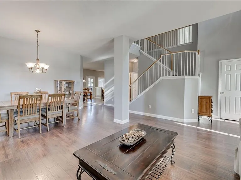 1405 Faustino Cv — Photo 11