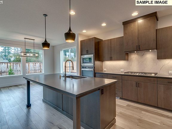 5th image of 9806 NE 150th Ave