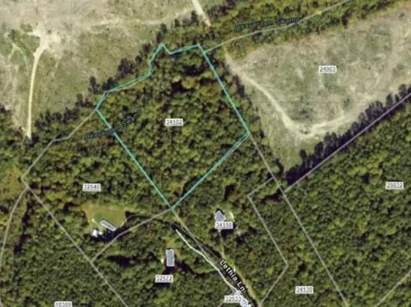 Lethia Ln, Gloucester, VA 23061