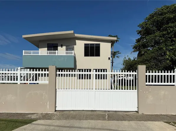 D Bloque #G-156, Dorado, PR 00646