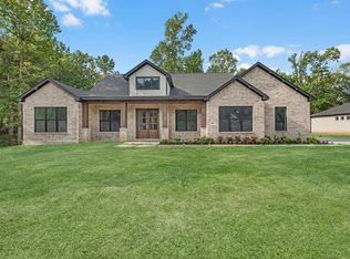 852 Road 6609, Dayton, TX 77535