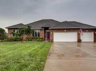 756 E Lakewood St, Springfield, MO 65810