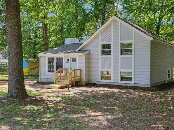 87 Stanley Dr, Newport News, VA 23608