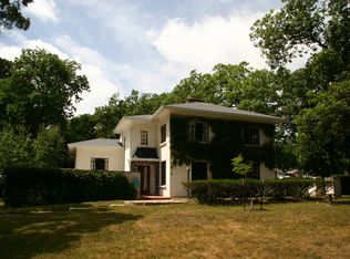 543 Forest Gln, Ames, IA 50014