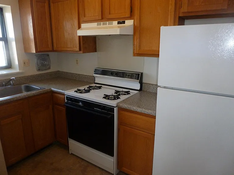 88 Grafton Ave #3A — Photo 8