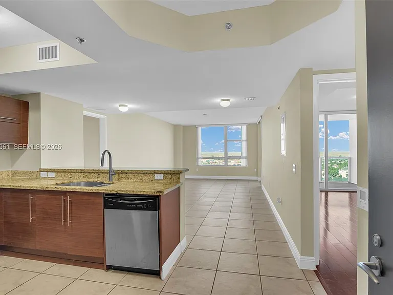 2681 N Flamingo Rd #1903S — Photo 5