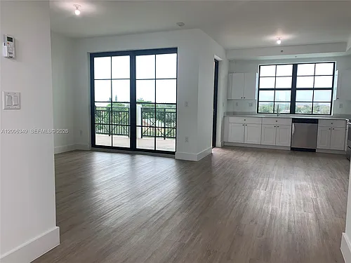 4100 Davie Rd #417 Photo 1