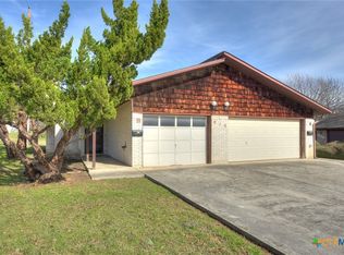 818 Lois St APT A, Kerrville, TX 78028