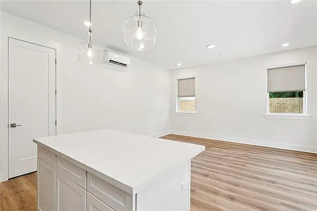 745 Carroll St #D — Photo 9