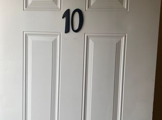 204 Easter Rd #10, Nitro, WV 25143