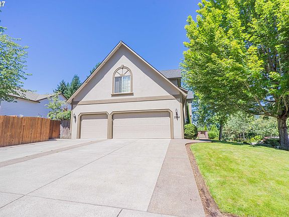 3rd image of 3304 NW 130th Cir
