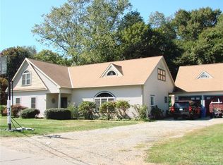 63 Nehantic Trl, Old Saybrook, CT 06475