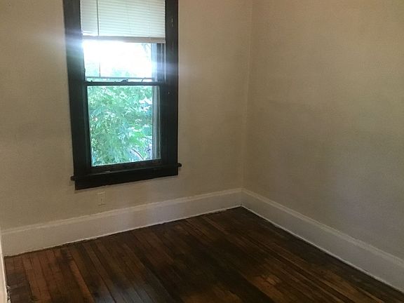 5th image of 2519 N Buffum St