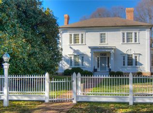 408 S Main St, Lexington, NC 27292