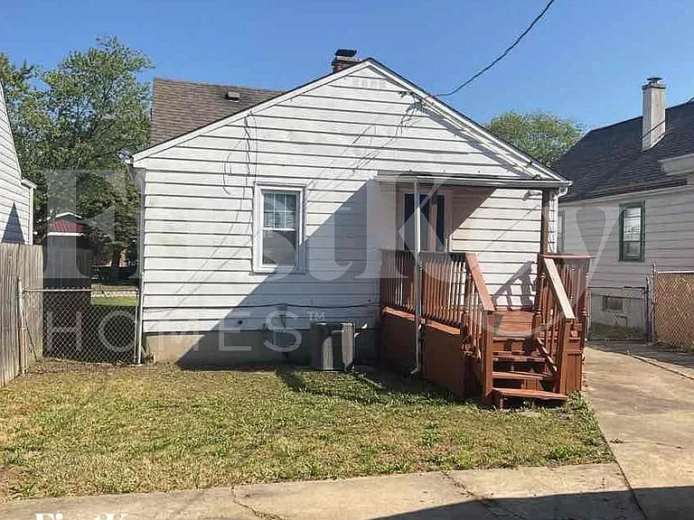 14646 Atlantic Ave — Photo 11