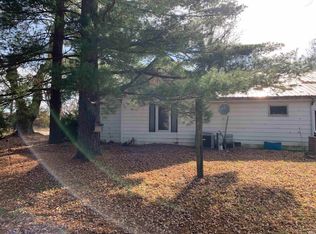 11554 N County Road 100 Rd W, Gentryville, IN 47537