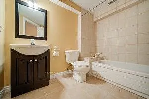 11 Farnham Dr — Photo 21