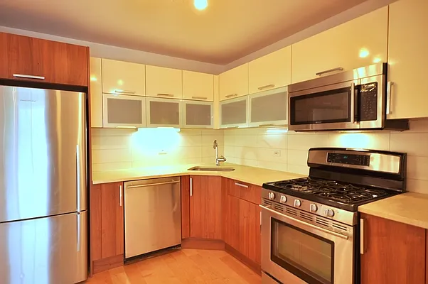 Rented by Corcoran | media 40