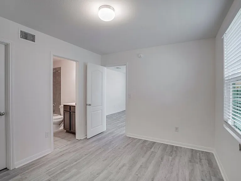 576 Ferrule Dr — Photo 15