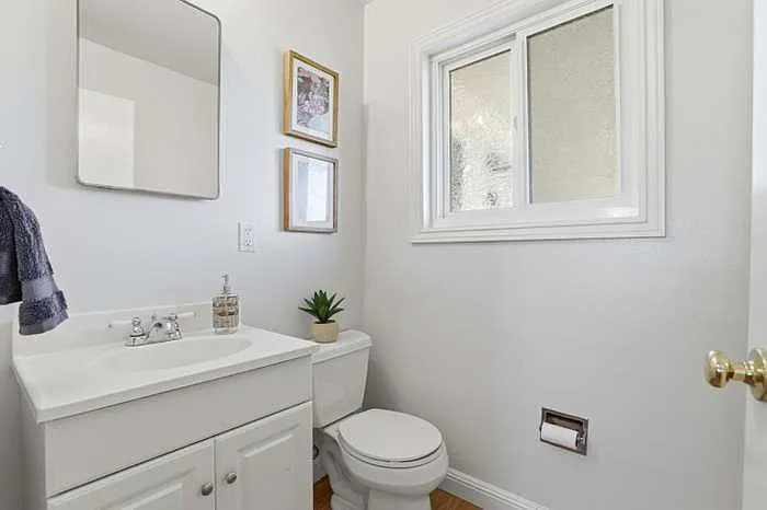 1670 Andalusia Way — Photo 25