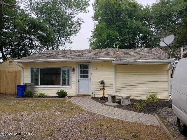 418 Beach Blvd, Forked River, NJ 08731